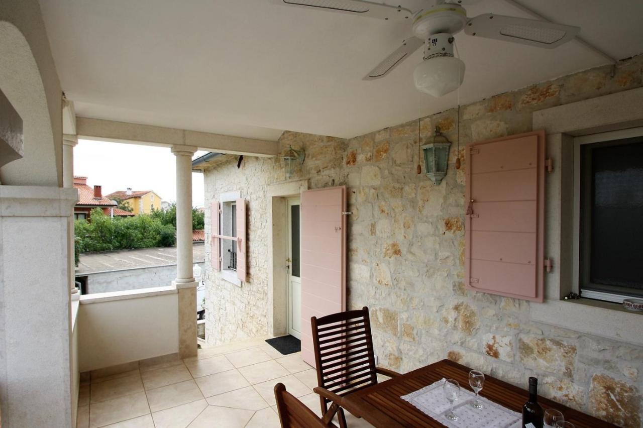 Apartment Marija Kaštelir Exterior foto